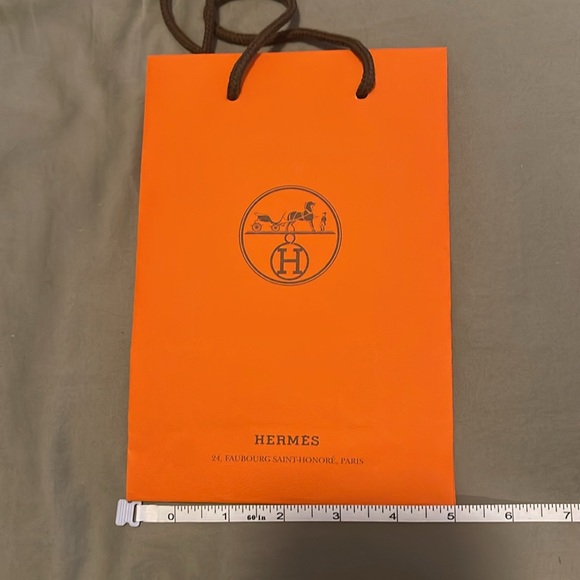 HERMES SHOPPING BAG BRAND NEW - Picture 3 of 3